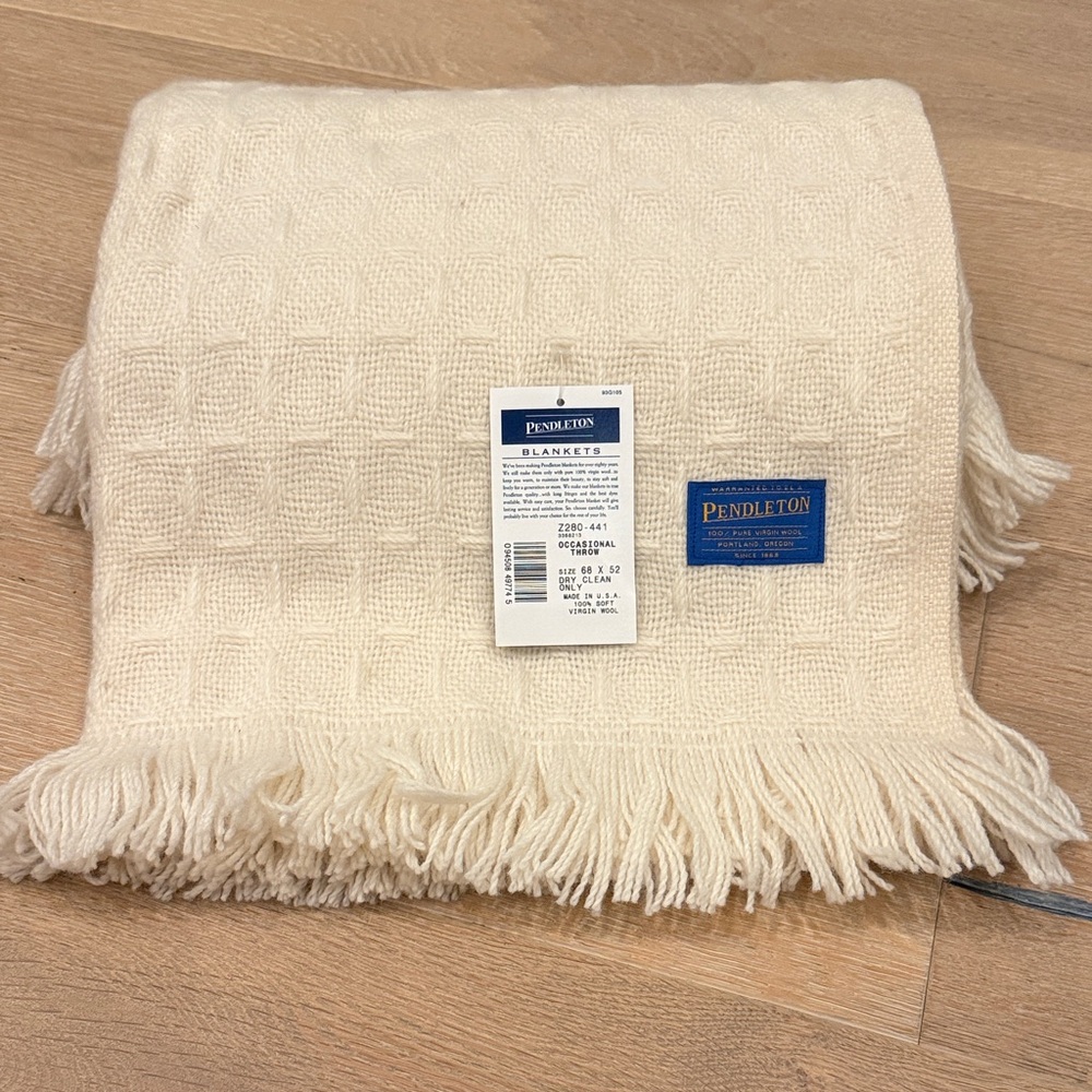 Vintage 100% WOOL NWT Pendleton Ivory Throw with Fringe - Picture 4 of 5